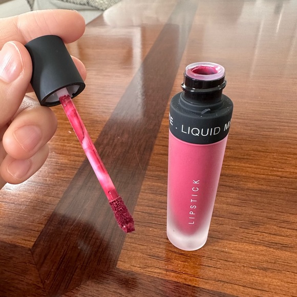 DOSE OF COLORS "BERRY ME" MATTE LIQUID LIPSTICK - Picture 6 of 7